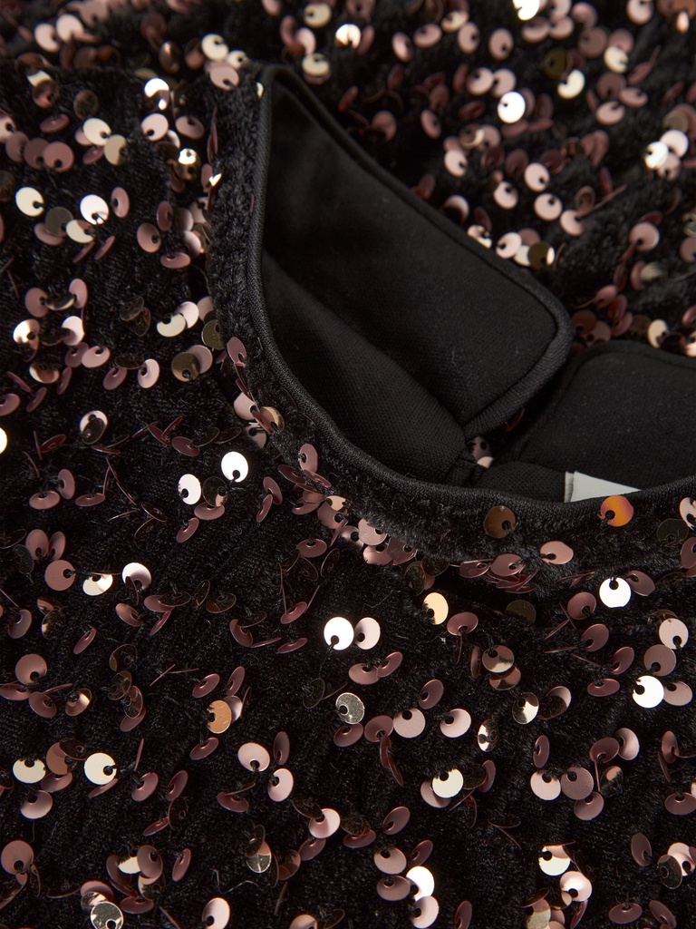 F_13251312_M_4910308_Front Full.jpg