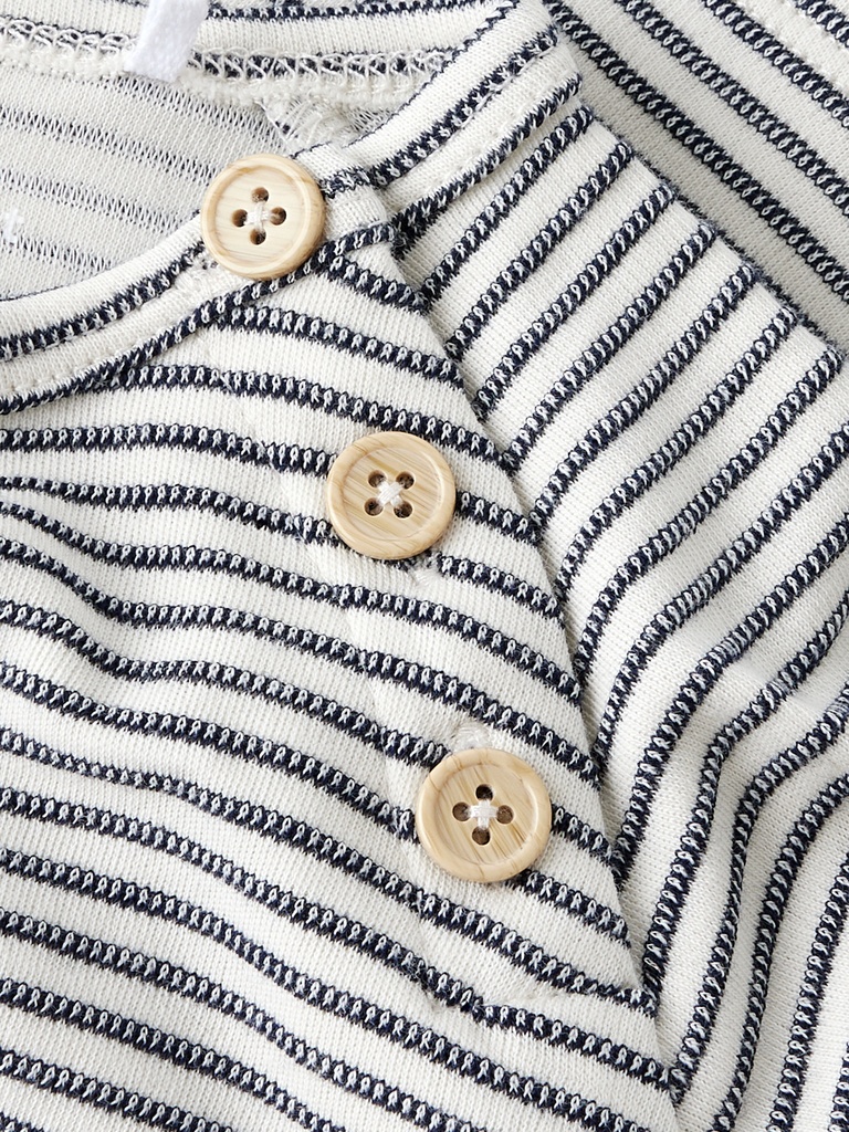 F_13252699_M_4931374_Front Full.jpg